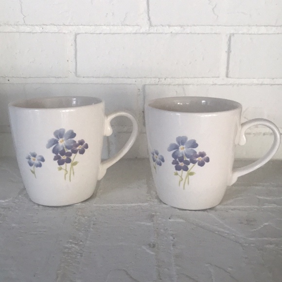 Set of 2 Martha Stewart Mugs - Picture 4 of 11